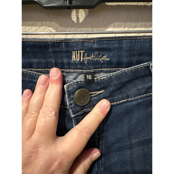 ⭐️ Women’s Kut From The Kloth Straight Leg Jeans. Size 10. - Picture 3 of 4